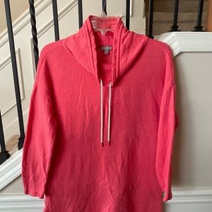 Comfortable top, lovely color